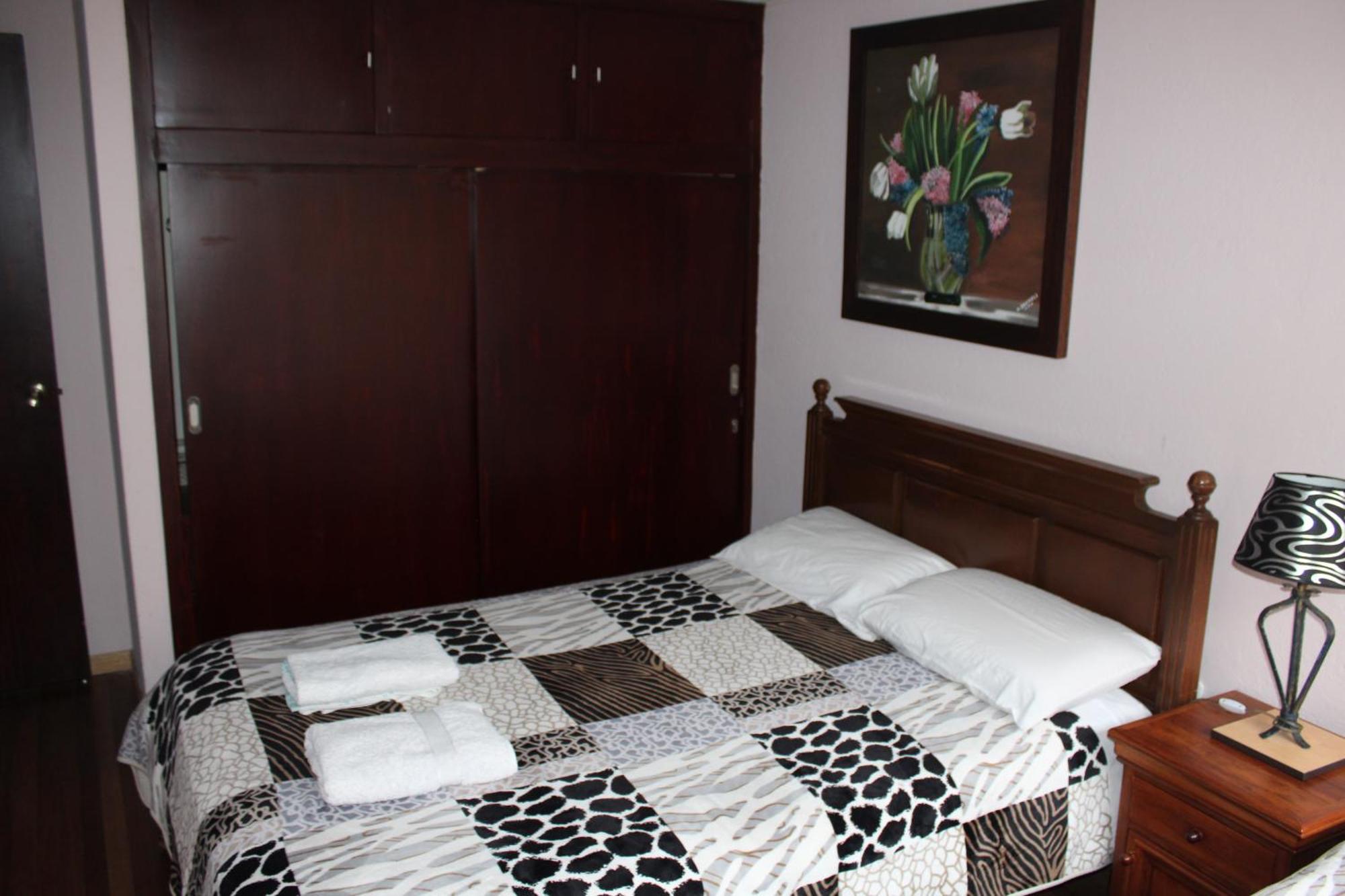 Casa De Tulia Appartement Quito Buitenkant foto